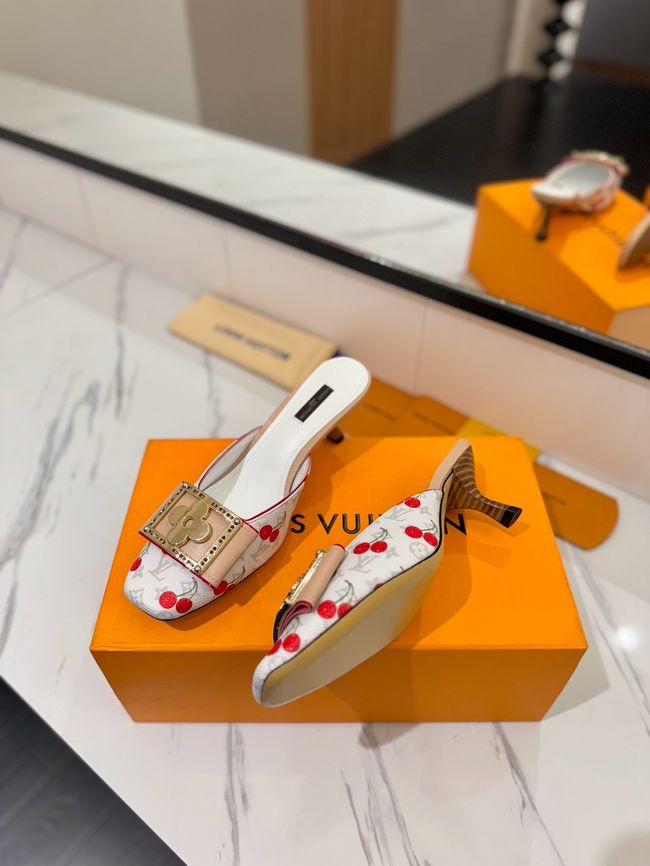 Louis Vuitton Womens slide sandal 69038-7