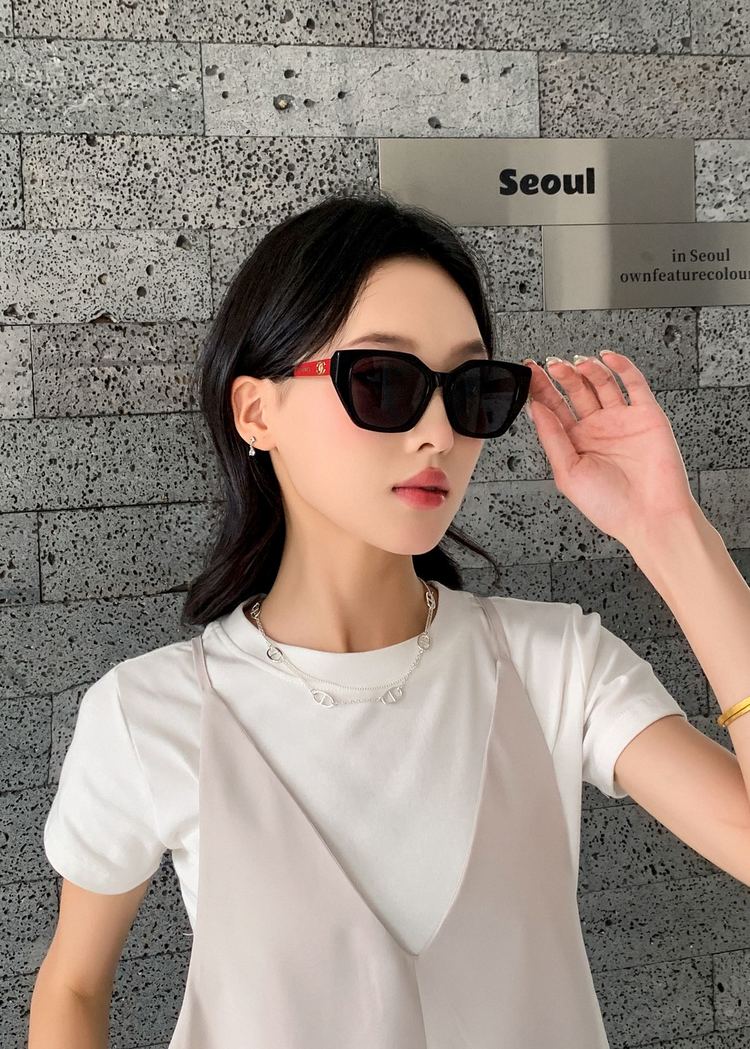 Chanel Sunglasses CHS00031-1