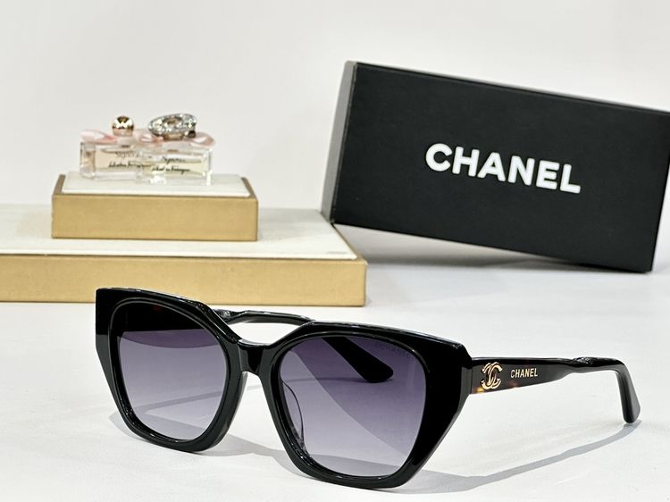 Chanel Sunglasses CHS00031-4