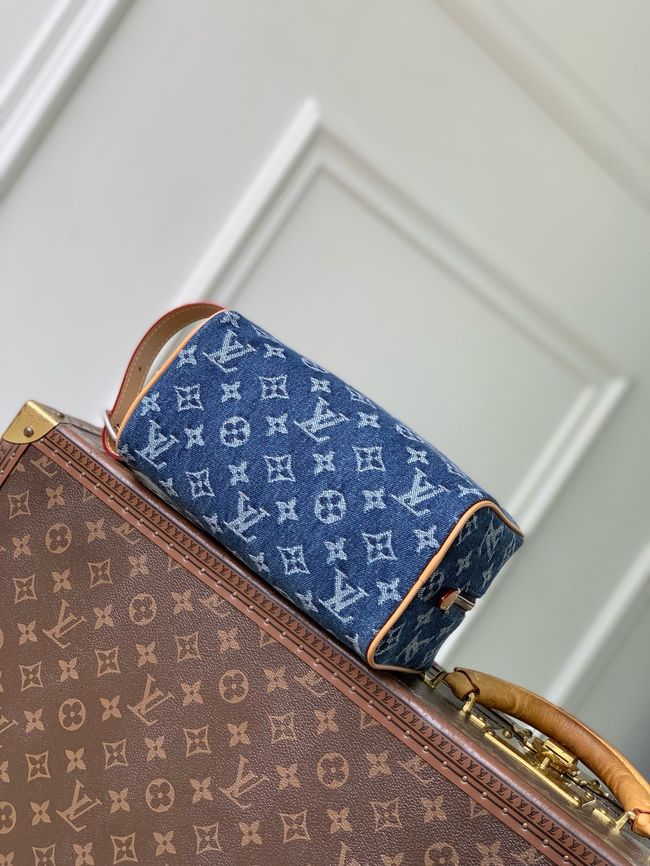 Louis Vuitton Locker Dopp Kit M28363 Blue