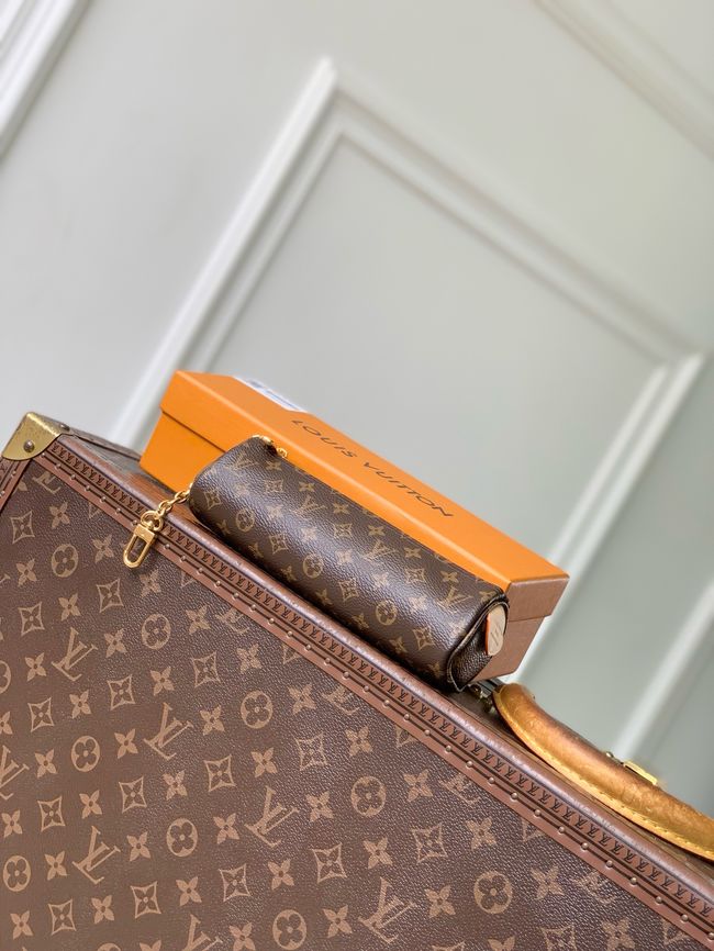 Louis Vuitton cosmetic bag M28059
