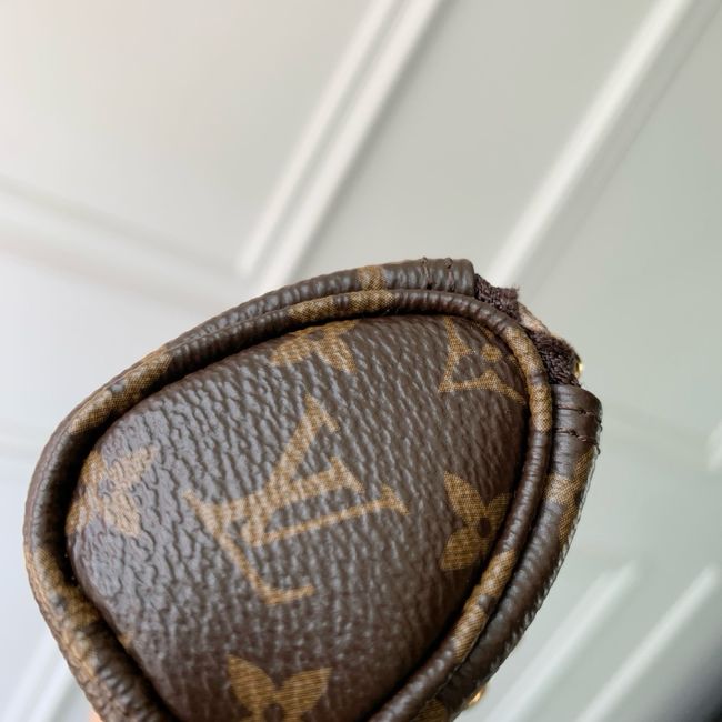 Louis Vuitton cosmetic bag M28059