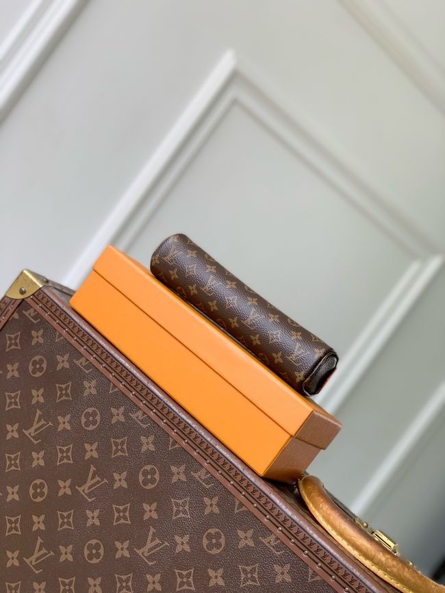 Louis Vuitton cosmetic bag M28059