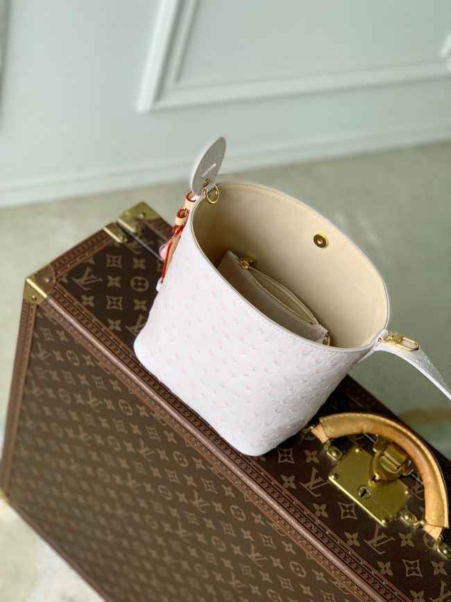 Louis Vuitton All In BB Ostrich M29479 light pink Louis Vuitton All In BB Ostrich M29479 light pink
