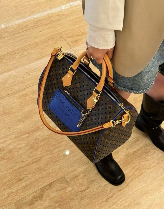 Louis Vuitton NEW Speedy Soft 30 M29143 Neon Wave Louis Vuitton NEW Speedy Soft 30 M29143 Neon Wave
