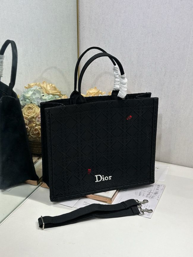 Large Dior Book Tote Book Cover Embroidery TSH295-1 Large Dior Book Tote Book Cover Embroidery TSH295-1