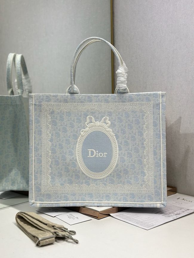 Large Dior Book Tote Book Cover Embroidery TSH295-3