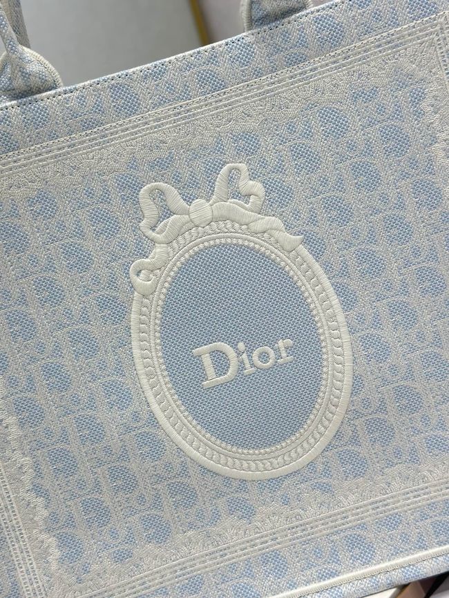 Large Dior Book Tote Book Cover Embroidery TSH295-3 Large Dior Book Tote Book Cover Embroidery TSH295-3