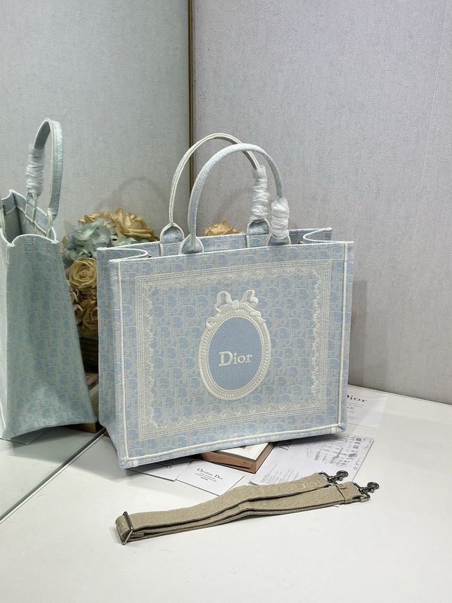 Large Dior Book Tote Book Cover Embroidery TSH295-3 Large Dior Book Tote Book Cover Embroidery TSH295-3
