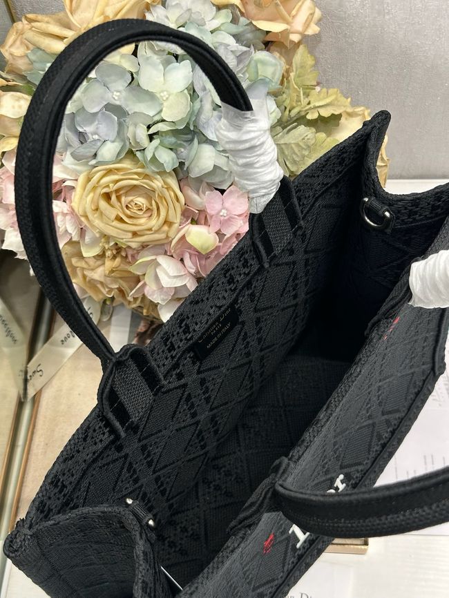 Medium Dior Book Tote with Strap M1354PEH-1