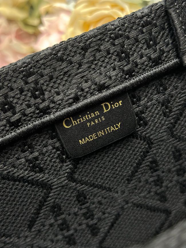 Medium Dior Book Tote with Strap M1354PEH-1