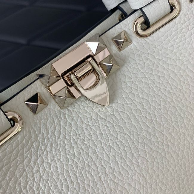 VALENTINO ROCKSTUD mini grained calfskin bag SHI16 Ivory VALENTINO ROCKSTUD mini grained calfskin bag SHI16 Ivory