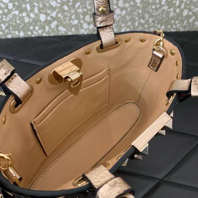 VALENTINO ROCKSTUD mini grained calfskin bag SHI16 Champagne gold VALENTINO ROCKSTUD mini grained calfskin bag SHI16 Champagne gold