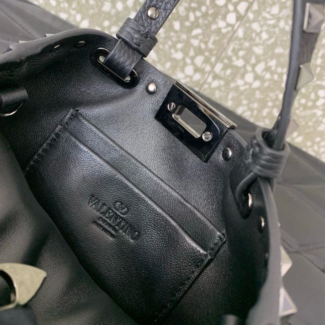 VALENTINO ROCKSTUD mini grained calfskin bag SHI16 black