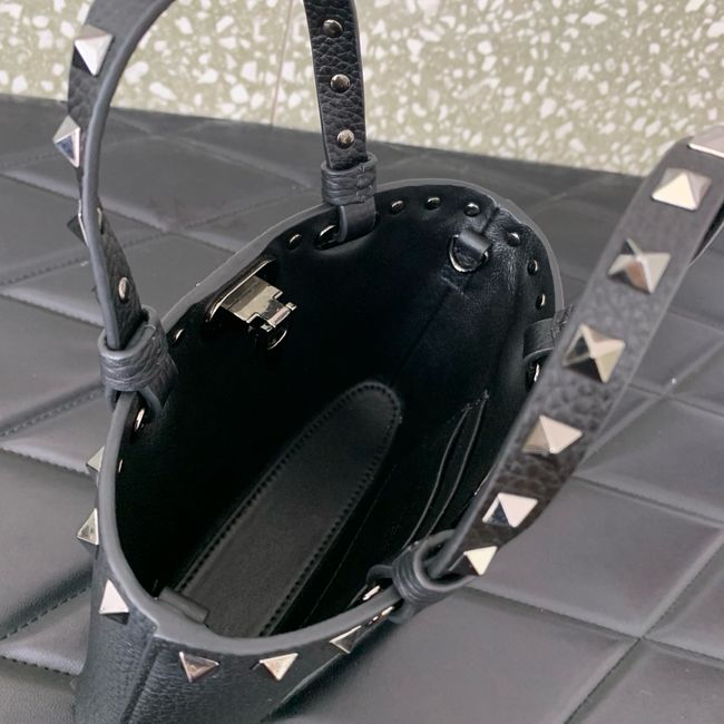 VALENTINO ROCKSTUD mini grained calfskin bag SHI16 black