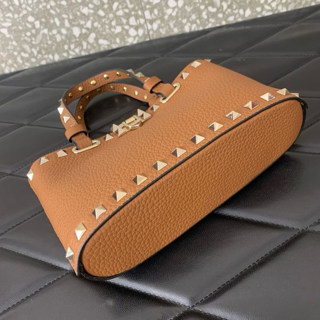 VALENTINO ROCKSTUD mini grained calfskin bag SHI16 camel VALENTINO ROCKSTUD mini grained calfskin bag SHI16 camel