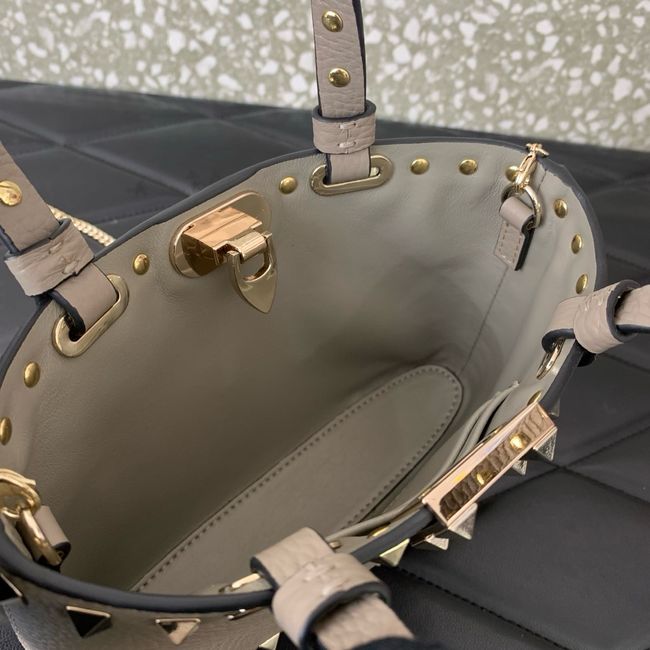 VALENTINO ROCKSTUD mini grained calfskin bag SHI16 gray VALENTINO ROCKSTUD mini grained calfskin bag SHI16 gray