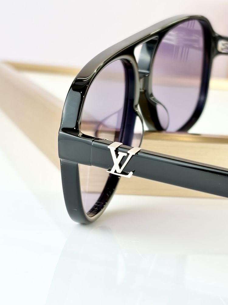 Louis Vuitton Sunglasses LVS00003-2 Louis Vuitton Sunglasses LVS00003-2