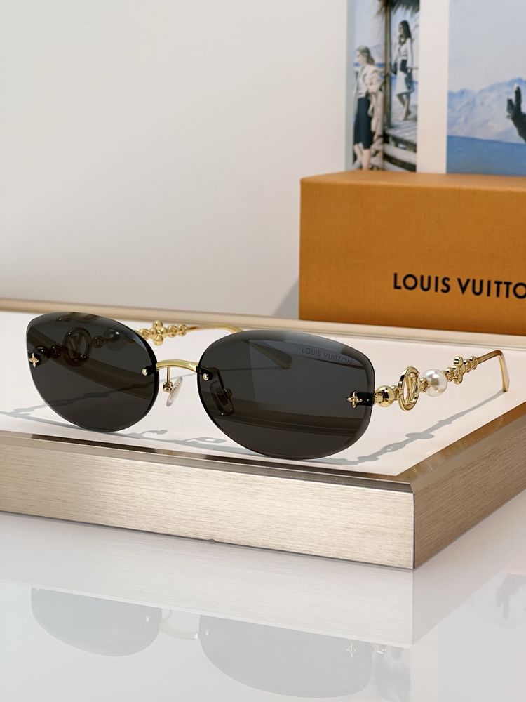 Louis Vuitton Sunglasses LVS00005-2