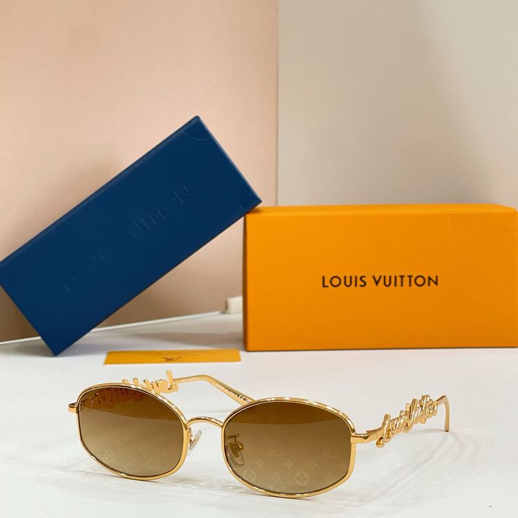 Louis Vuitton Sunglasses LVS00009-3