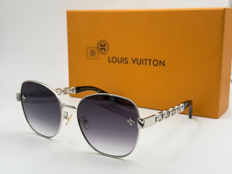 Louis Vuitton Sunglasses LVS00013-4