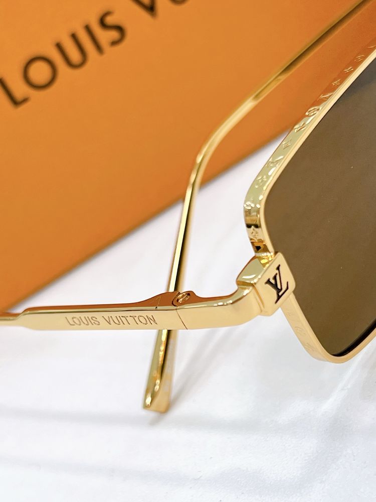 Louis Vuitton Sunglasses LVS00016-2