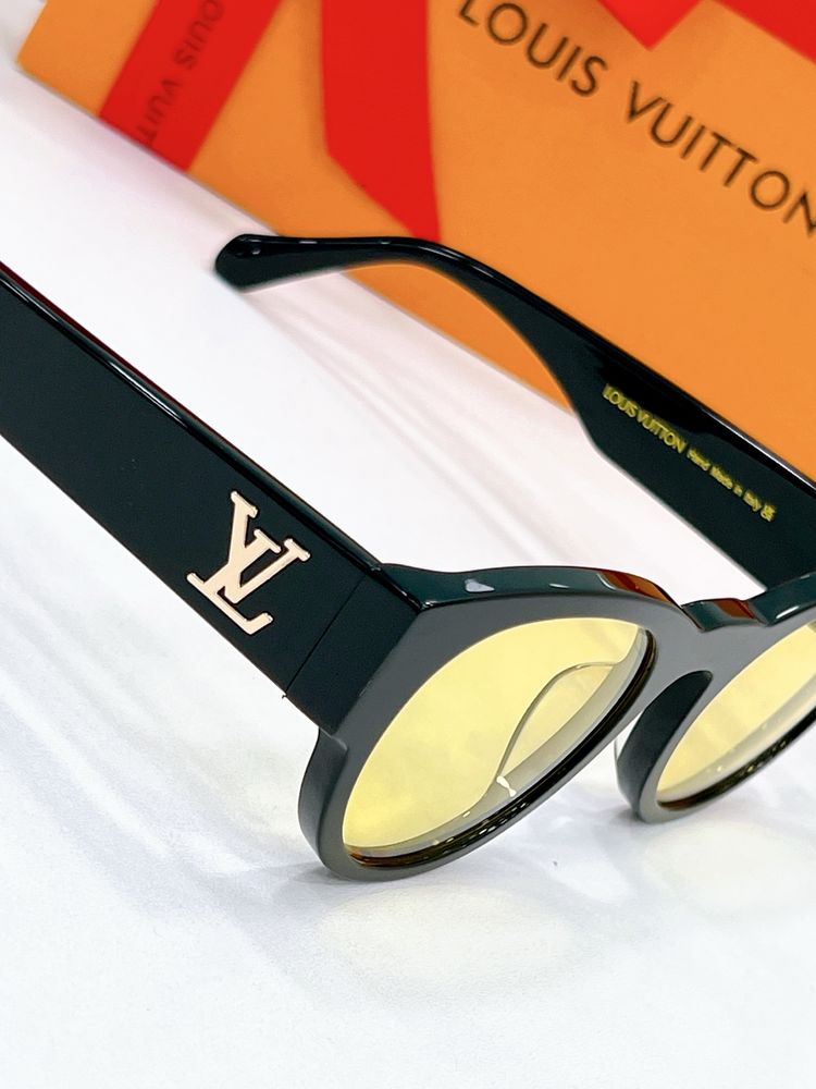 Louis Vuitton Sunglasses LVS00018-3 Louis Vuitton Sunglasses LVS00018-3