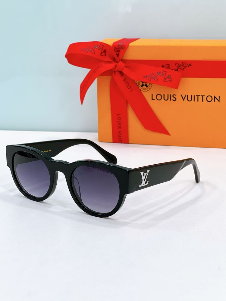 Louis Vuitton Sunglasses LVS00018-5
