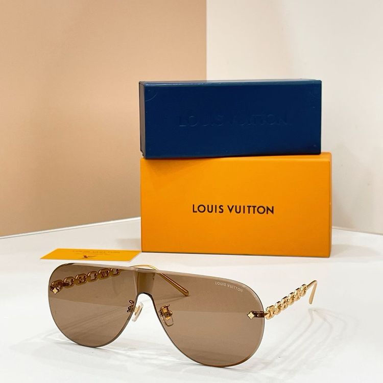Louis Vuitton Sunglasses LVS00024-3