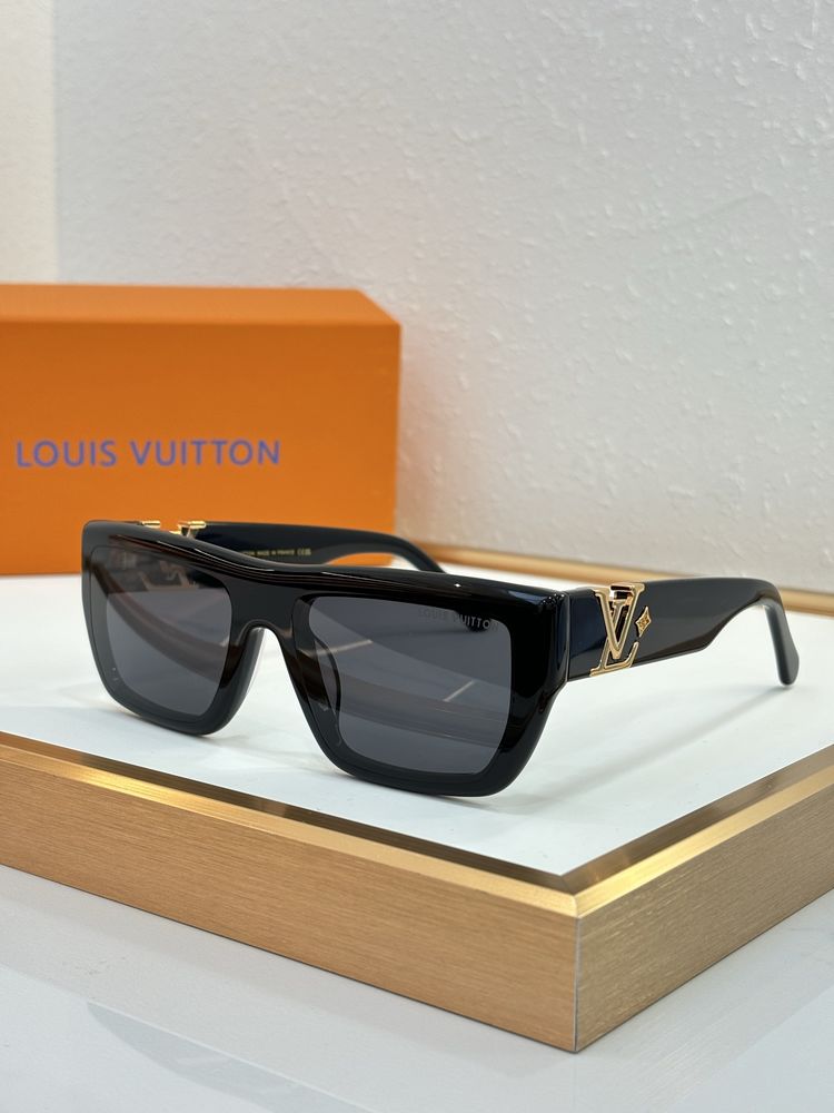 Louis Vuitton Sunglasses LVS00025-1