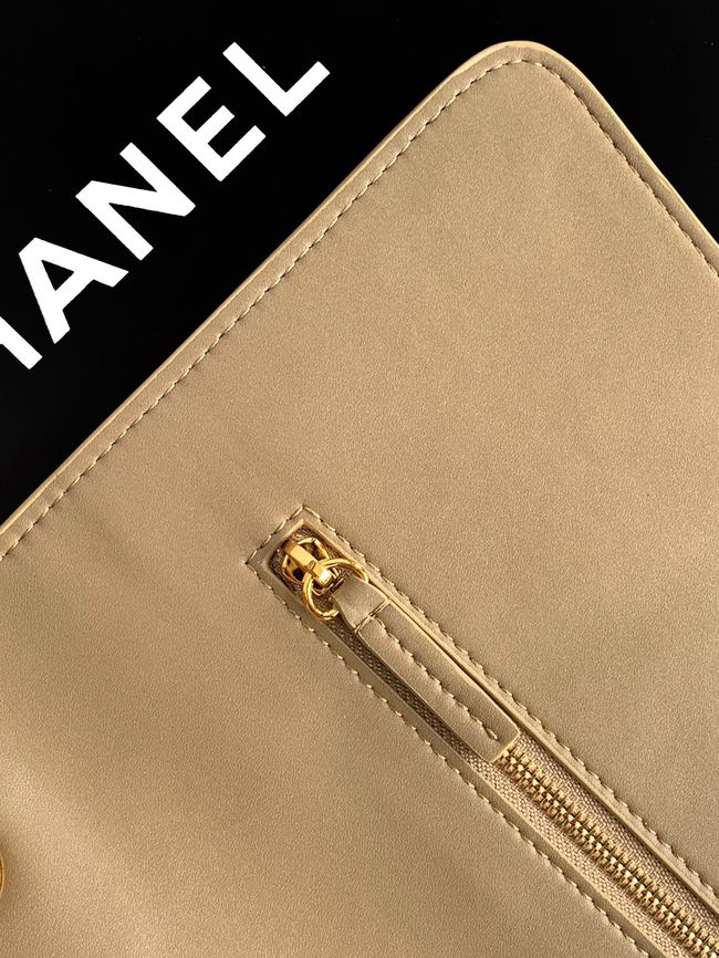 CHANEL Maxi Flapbag AS5640 Dark Beige
