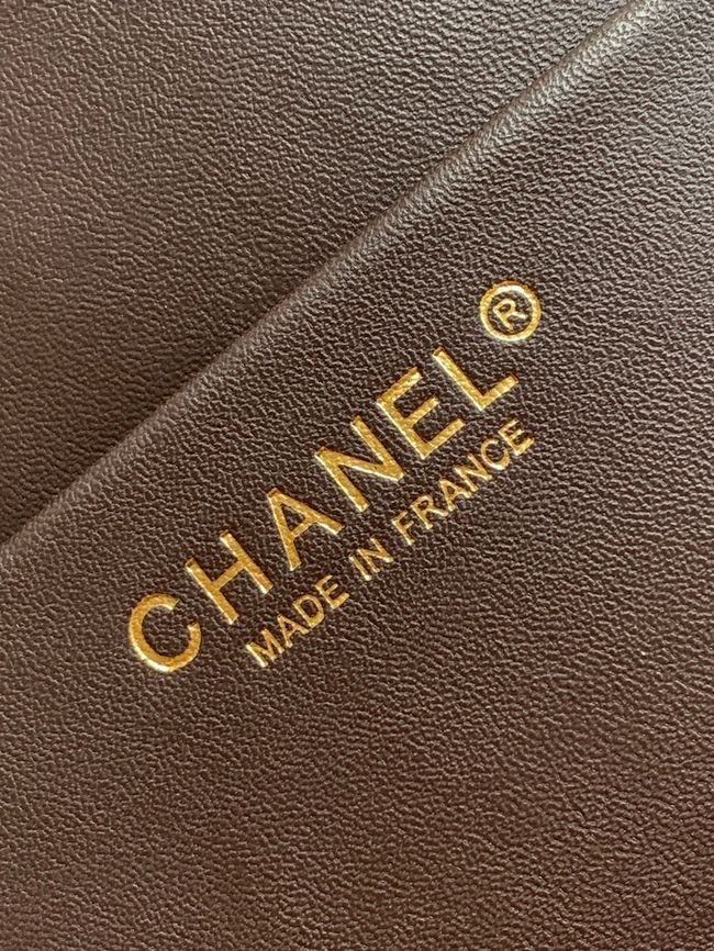 CHANEL Maxi Flapbag AS5640 Dark Brown CHANEL Maxi Flapbag AS5640 Dark Brown