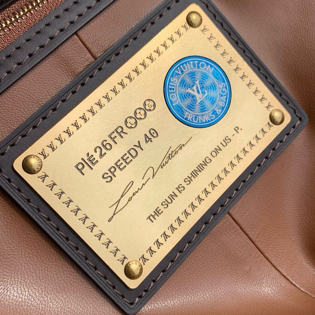 Louis Vuitton RUNWAY Speedy P9 Bandouliere 40 M24417 Chocolate Louis Vuitton RUNWAY Speedy P9 Bandouliere 40 M24417 Chocolate