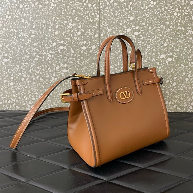 VALENTINO ANTIBES small leather bag WB0R20 camel VALENTINO ANTIBES small leather bag WB0R20 camel