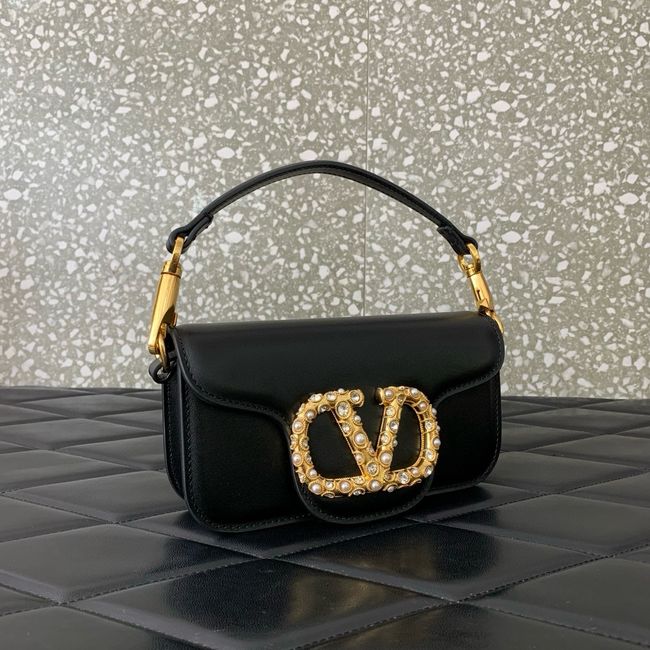 VALENTINO LOCO VLOGO SIGNATURE Small Leather bag WB0K53 BLACK VALENTINO LOCO VLOGO SIGNATURE Small Leather bag WB0K53 BLACK