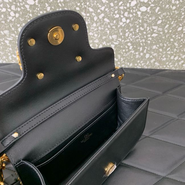 VALENTINO LOCO VLOGO SIGNATURE Small Leather bag WB0K53 BLACK VALENTINO LOCO VLOGO SIGNATURE Small Leather bag WB0K53 BLACK