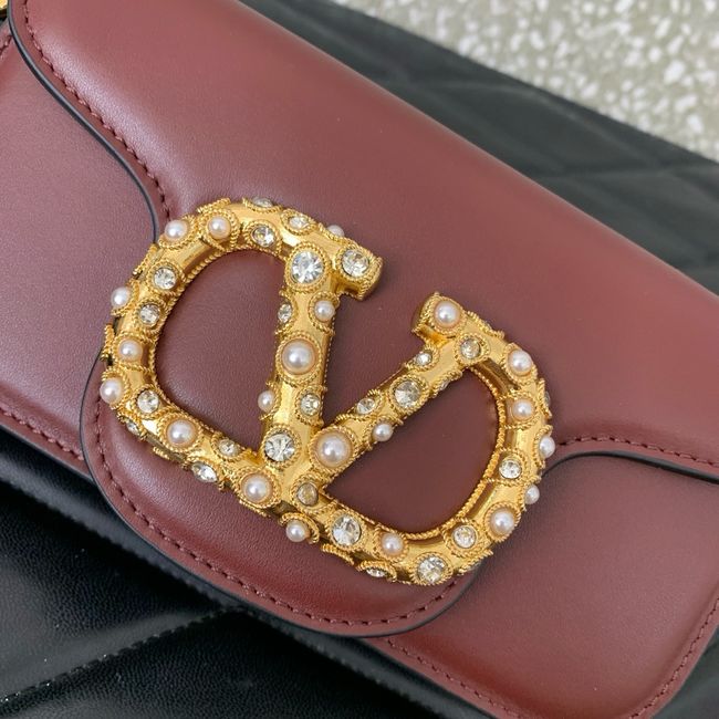 VALENTINO LOCO VLOGO SIGNATURE Small Leather bag WB0K53 burgundy VALENTINO LOCO VLOGO SIGNATURE Small Leather bag WB0K53 burgundy
