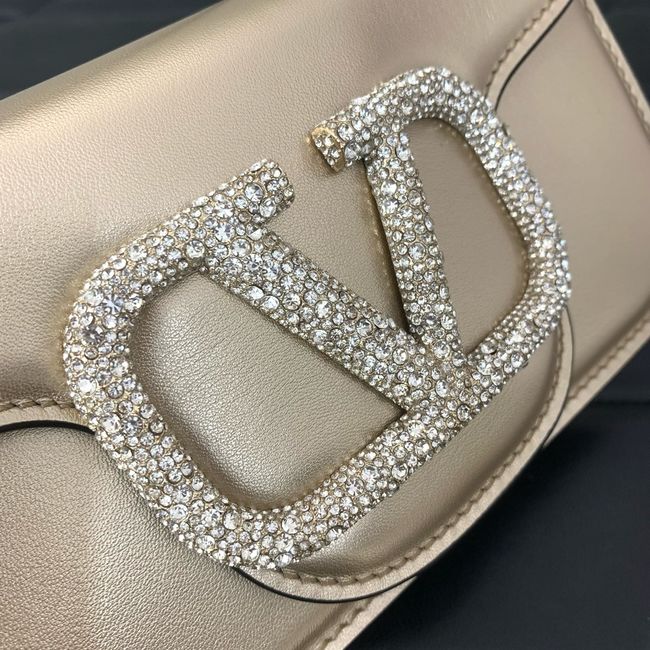 VALENTINO MINI LOCO imitation crystal shoulder bag WB0K53K gold VALENTINO MINI LOCO imitation crystal shoulder bag WB0K53K gold