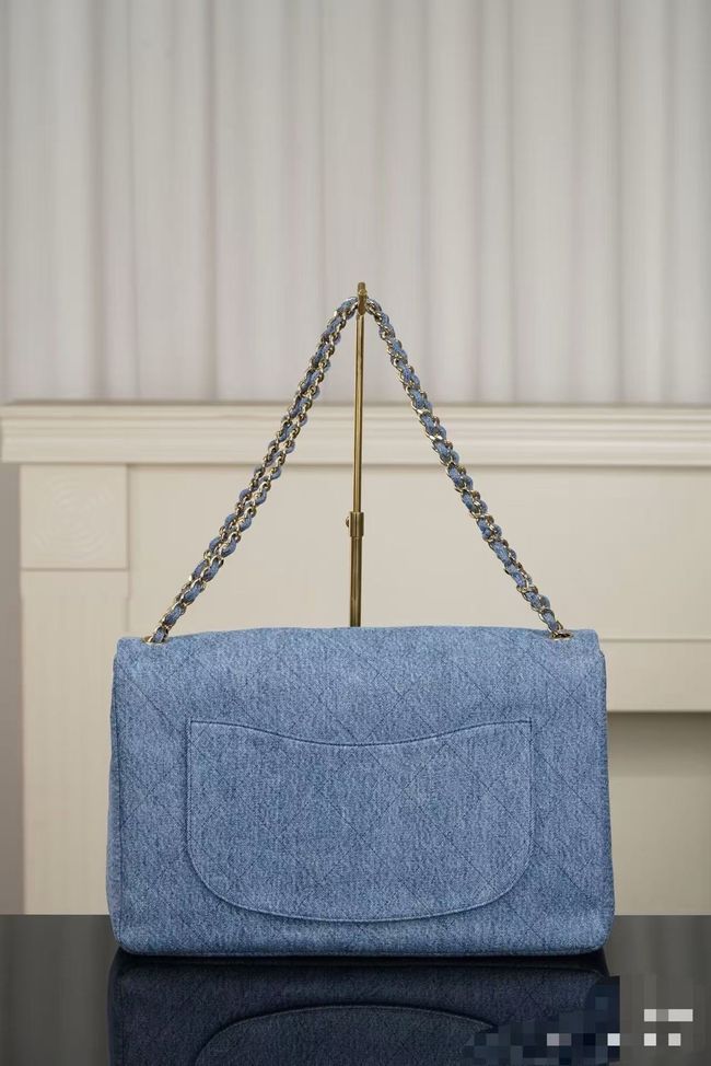 Chanel Maxi Flapbag Denim AS5640 Blue Chanel Maxi Flapbag Denim AS5640 Blue