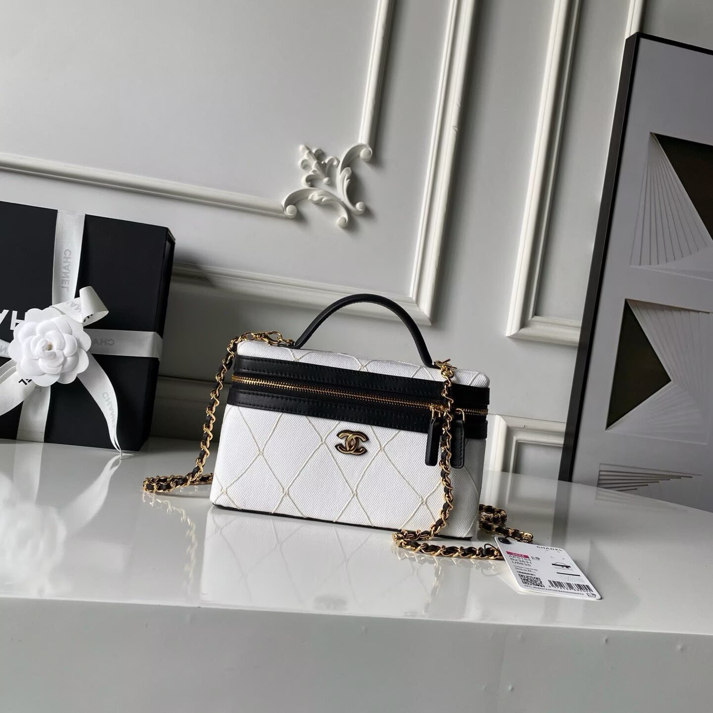 Chanel 26C Coco Beach Mini Vanity Bag AP5164 Black