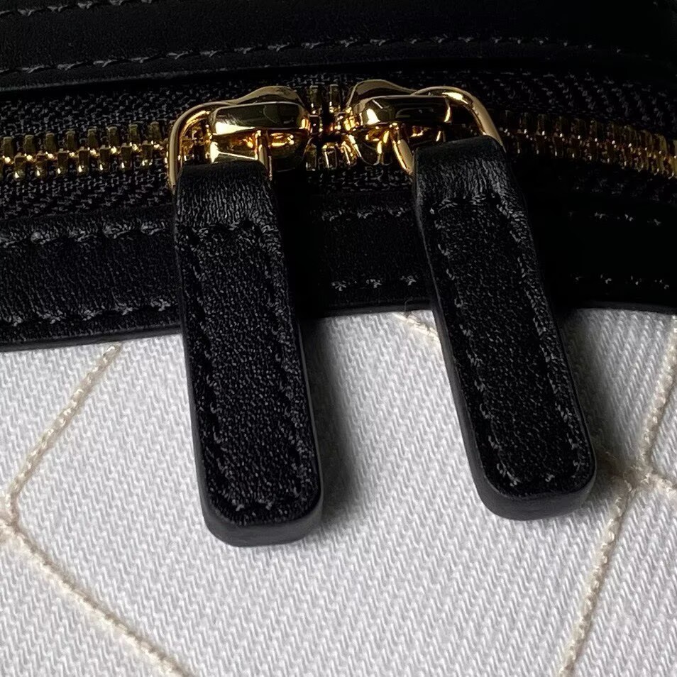 Chanel 26C Coco Beach Mini Vanity Bag AP5164 Black Chanel 26C Coco Beach Mini Vanity Bag AP5164 Black