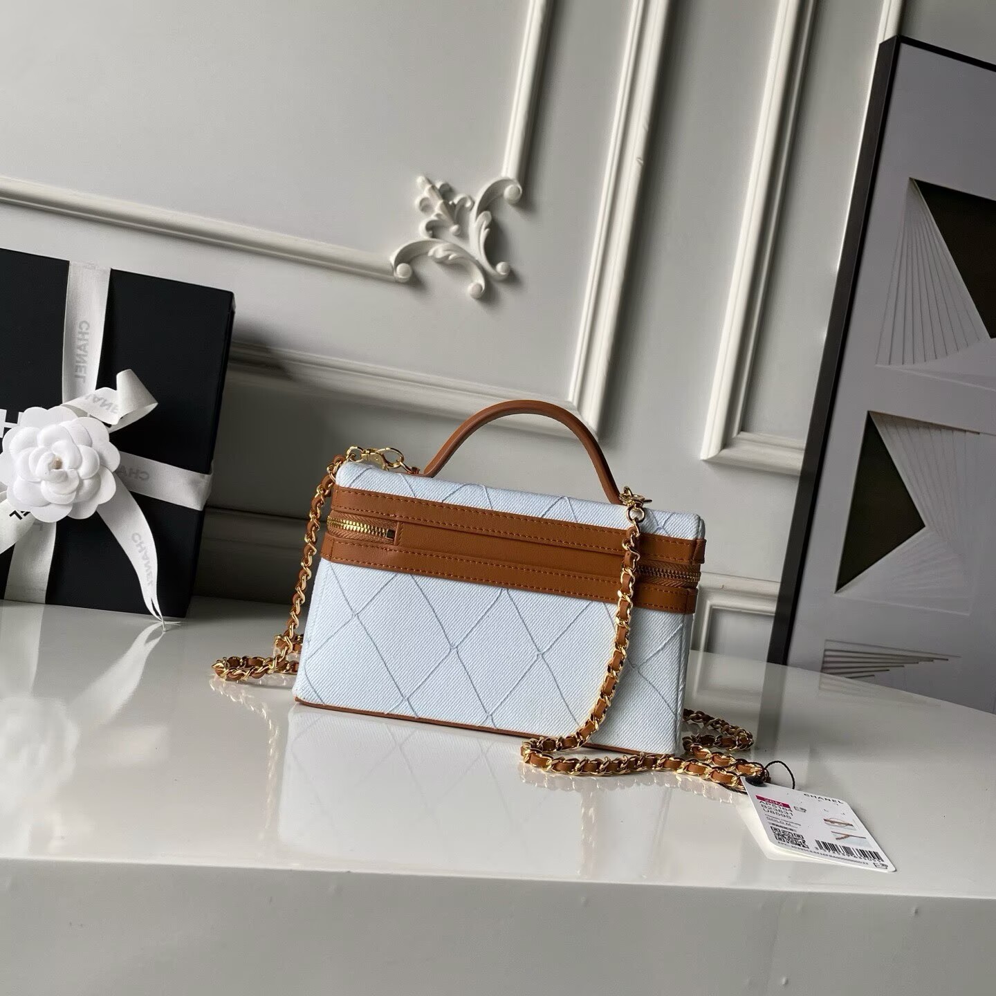 Chanel 26C Coco Beach Mini Vanity Bag AP5164 Brown Chanel 26C Coco Beach Mini Vanity Bag AP5164 Brown