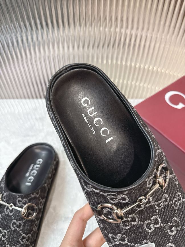 Gucci Womens mule with Horsebit 749815-1