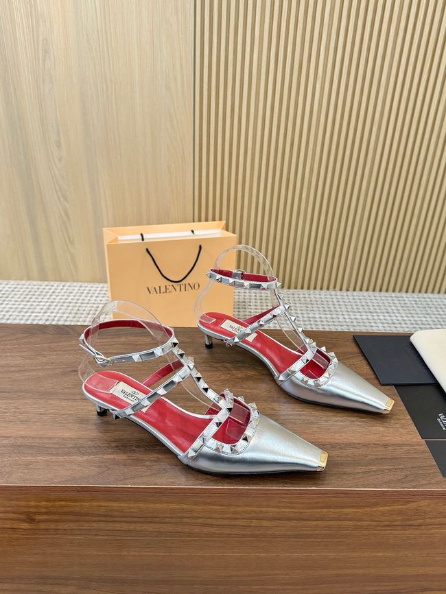 Valentino ROCKSTUD lambskin high heels 4cm 65052-3