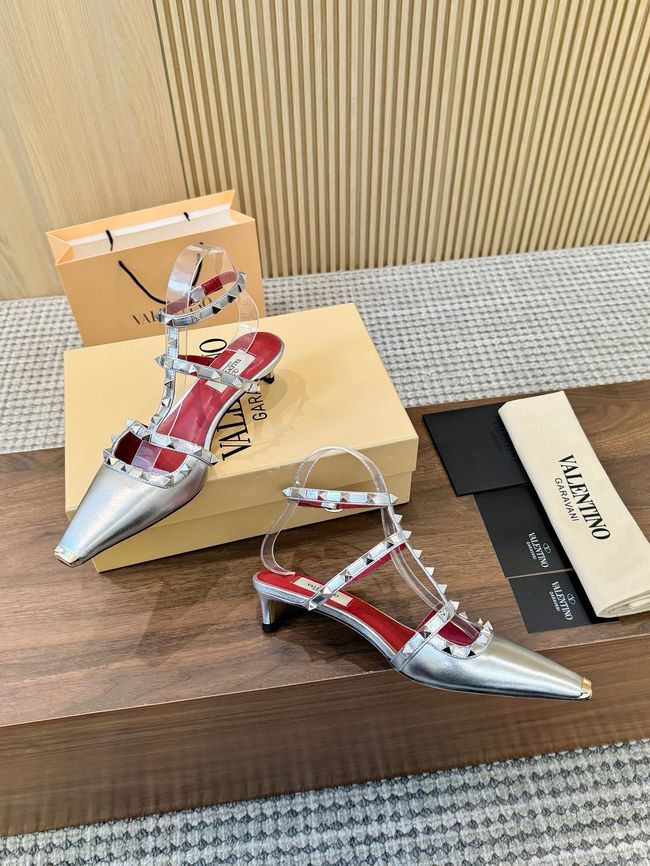 Valentino ROCKSTUD lambskin high heels 4cm 65052-3