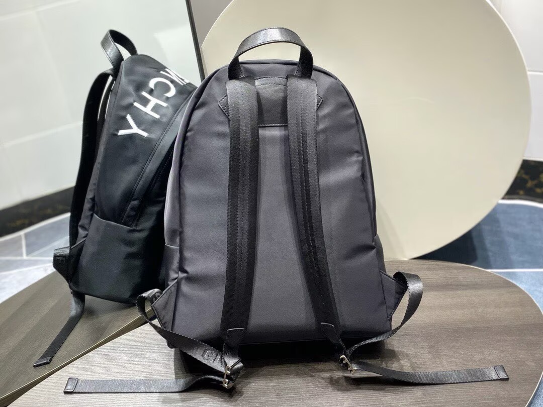 Givenchy Backpack G53012 Black&White Logo Givenchy Backpack G53012 Black&White Logo