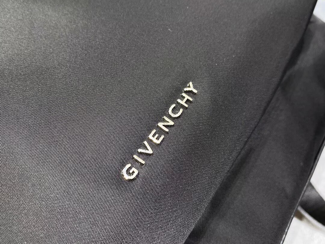 Givenchy Backpack G53012 Black&White Logo Givenchy Backpack G53012 Black&White Logo