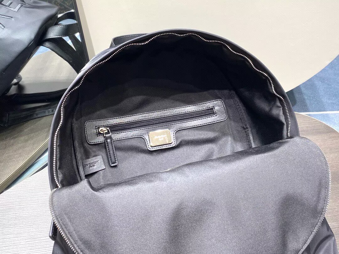 Givenchy Backpack G53012 Black