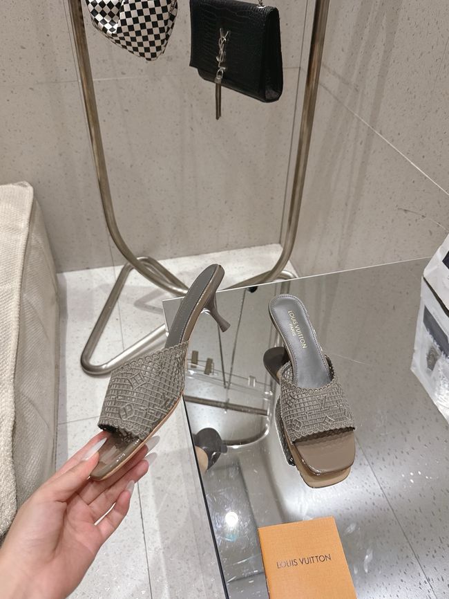 Louis Vuitton 6 AM Mule 1AK219-2