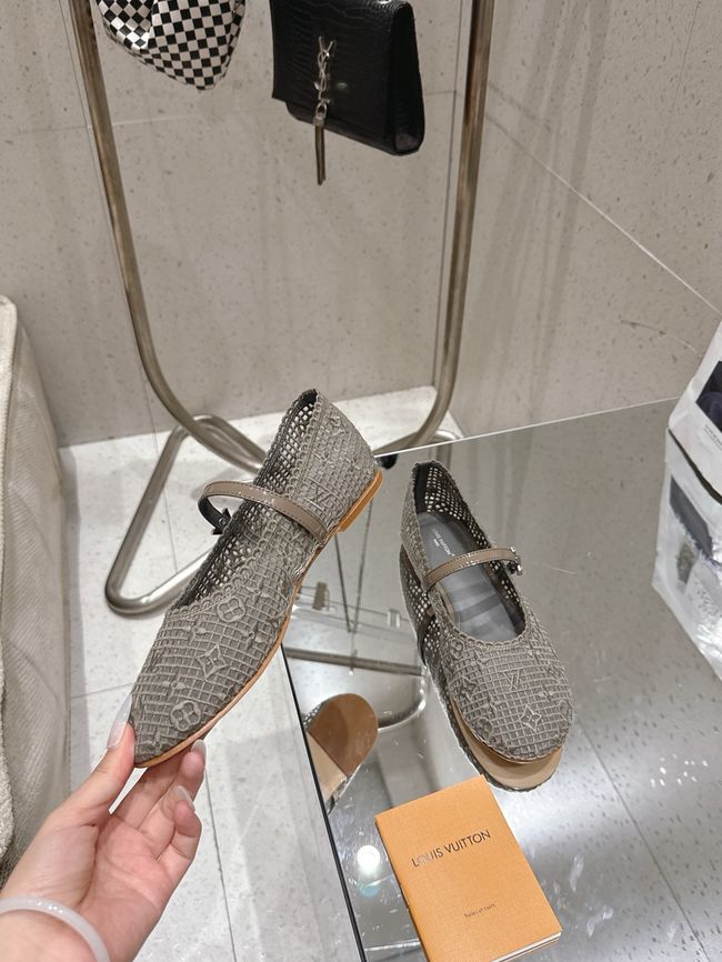 Louis Vuitton Romy Flat Ballerina 1AK24A-3